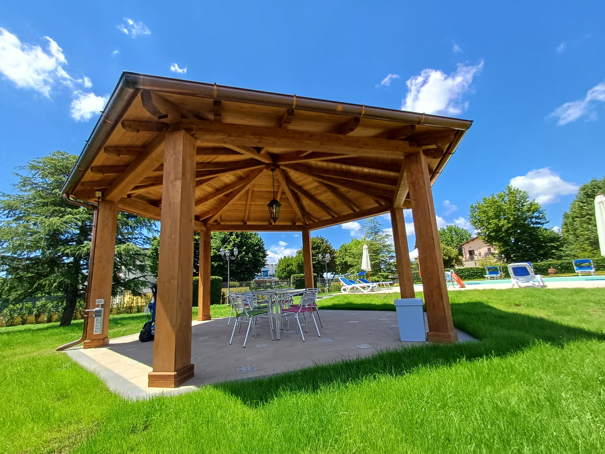 gazebo in legno